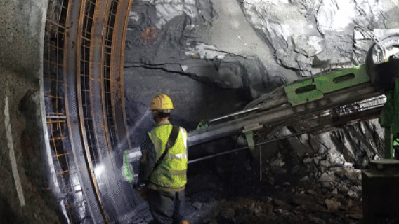 藍(lán)海智能拱錨臺(tái)車，為隧道立拱架、打錨桿施工環(huán)節(jié)提速增效！(圖3)